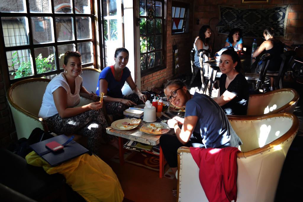 Brickhouse Ayutthaya Guesthouse Est 1986 Kültér fotó