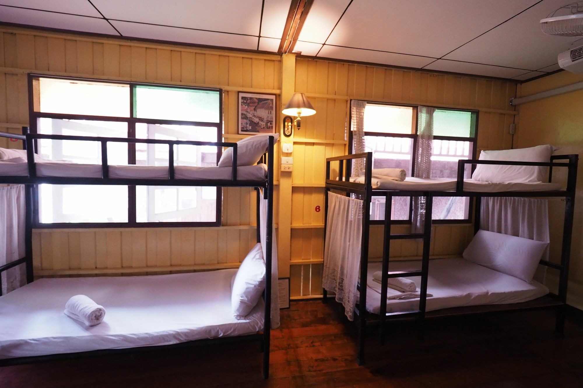 Brickhouse Ayutthaya Guesthouse Est 1986 Kültér fotó